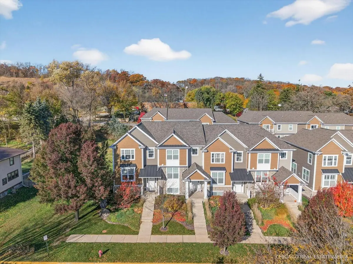 166 Third AVENUE, Fontana, WI 53125 - Image #1