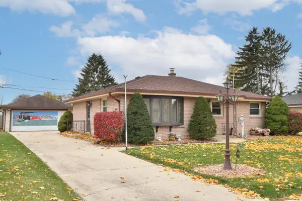 1513 Manitowoc AVENUE, South Milwaukee, WI 53172