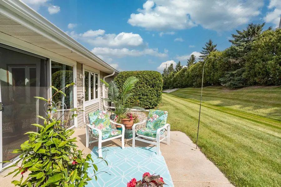 266 Hartford SQUARE #3, Hartford, WI 53027 - Image #3