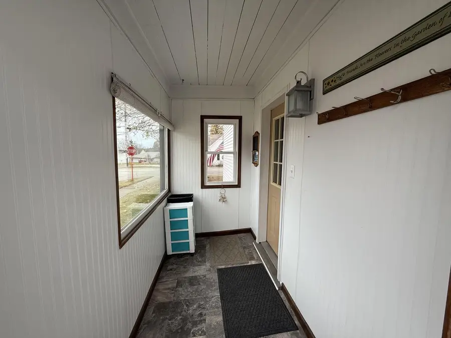 351 Randolph STREET, Mishicot, WI 54228 - Image #2