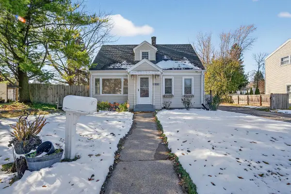 2514 James BOULEVARD, Racine, WI 53403