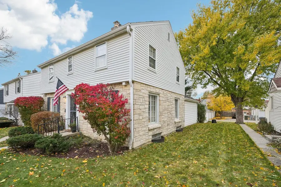 2863 N 90th STREET, Milwaukee, WI 53222 - Image #2