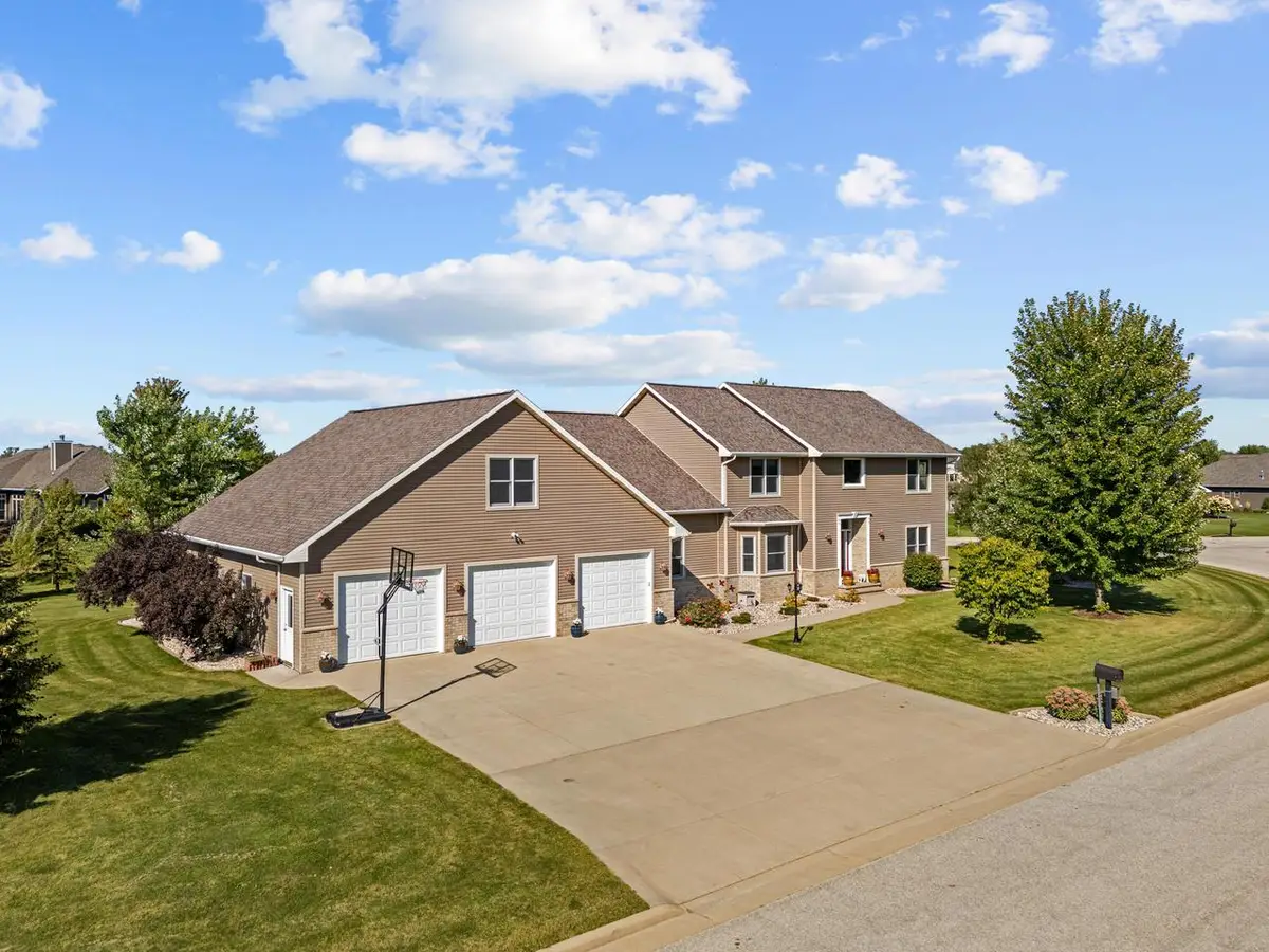 W5071 CHERRYWOOD COURT, Sherwood, WI 54169 - Image #1