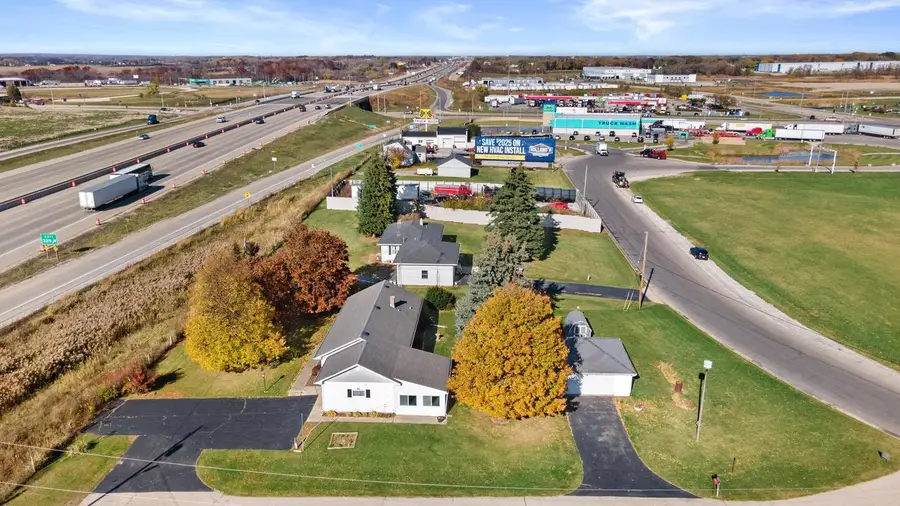 4230 Michel COURT, Franksville, WI 53126 - Image #2