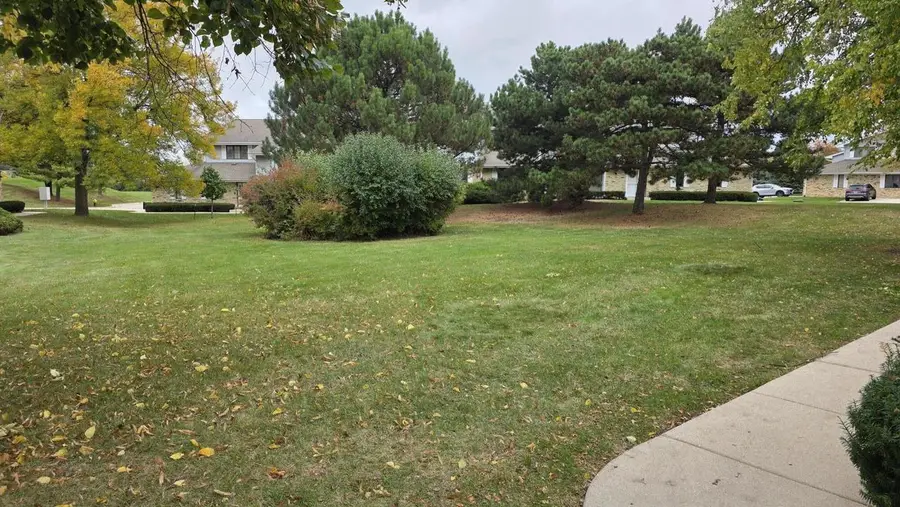 1435 Sun Valley DRIVE #201, Mount Pleasant, WI 53406 - Image #2