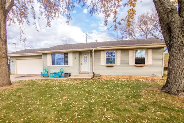 1509 Hillside LANE, Watertown, WI 53098