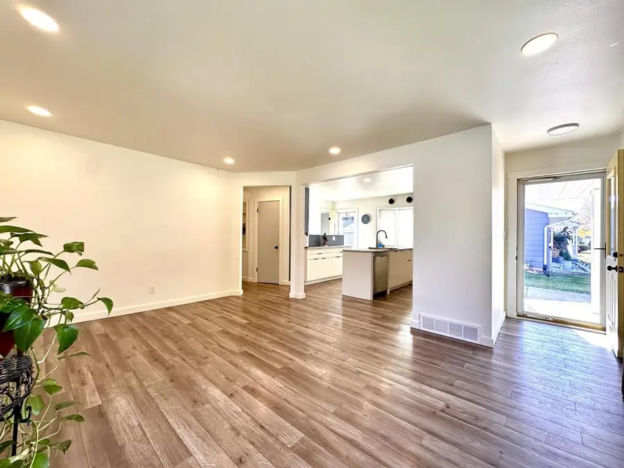 3409 S Kennedy DRIVE, Sturtevant, WI 53177 - Image #2