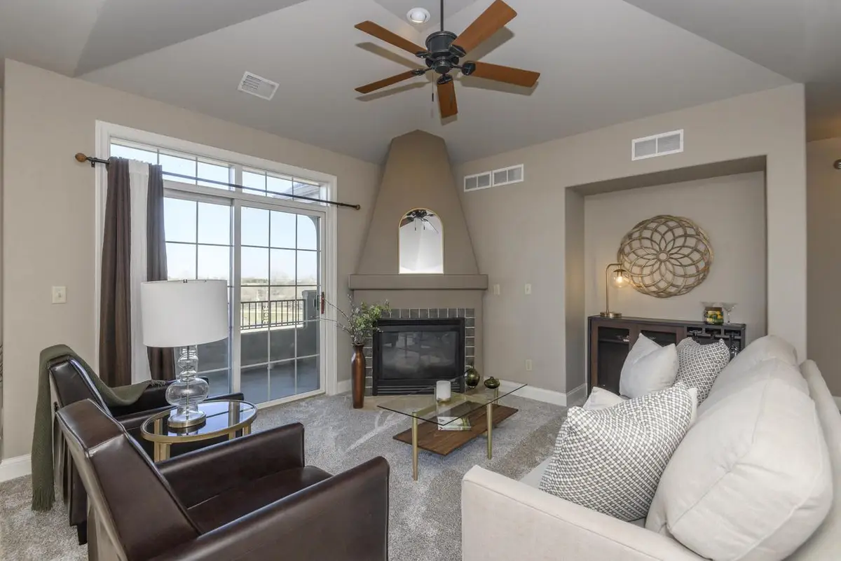 2912 N University DRIVE #305, Waukesha, WI 53188 - Image #1