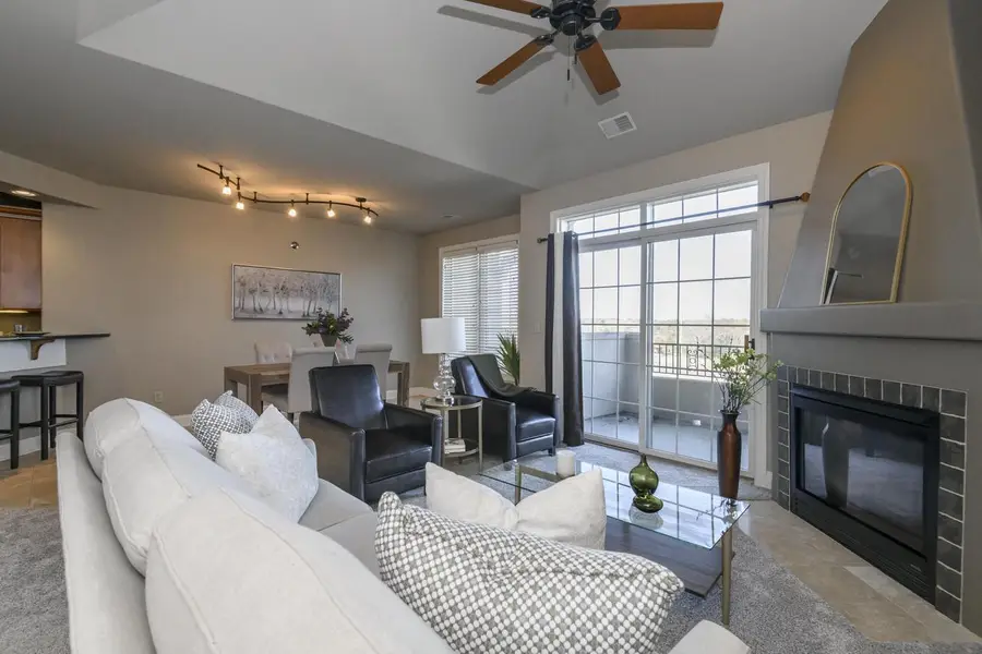 2912 N University DRIVE #305, Waukesha, WI 53188 - Image #3