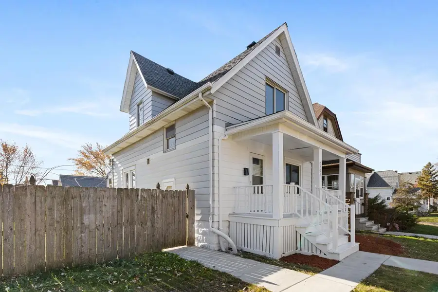 5529 W Rogers STREET, West Allis, WI 53219 - Image #3