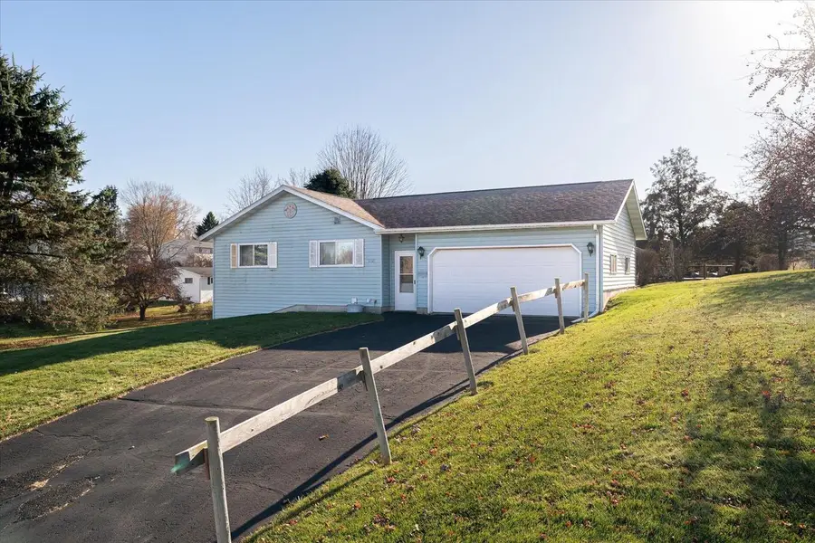 1001 Sherwood DRIVE, Viroqua, WI 54665 - Image #3