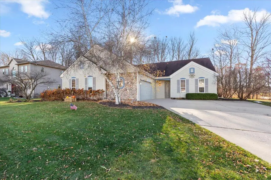 88 King Oak COURT, Random Lake, WI 53075 - Image #2