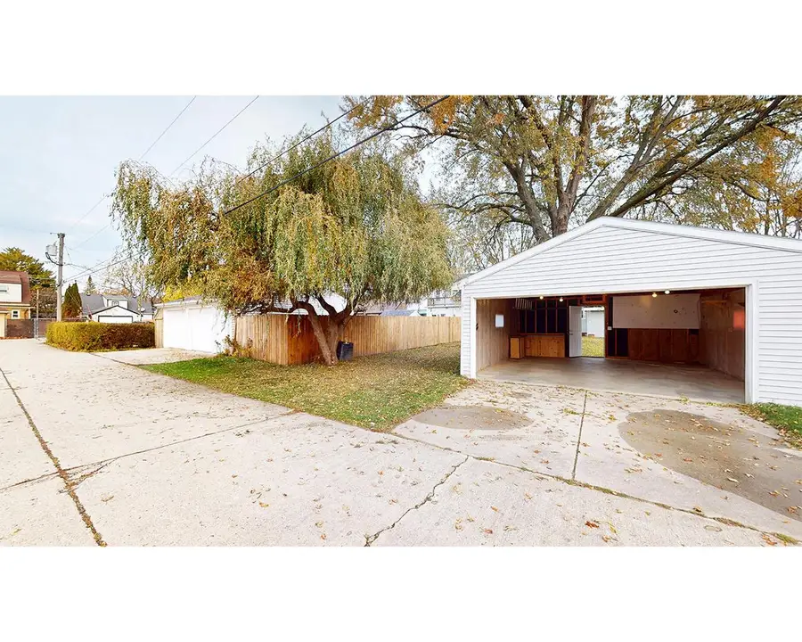 2326 S 15th STREET, Sheboygan, WI 53081 - Image #3