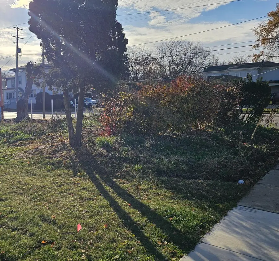 823 45TH STREET, Kenosha, WI 53140 - Image #2