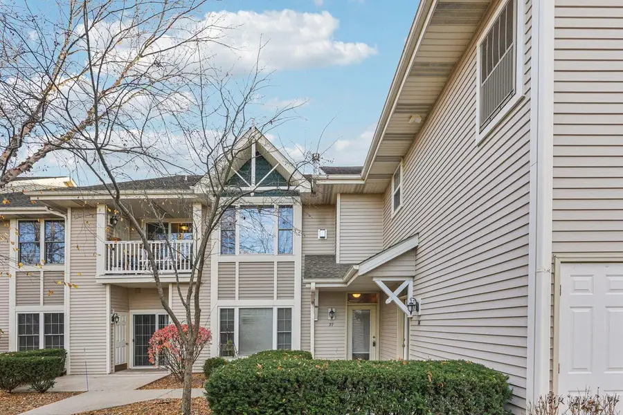 6170 Walnut LANE #97, Cudahy, WI 53110 - Image #3