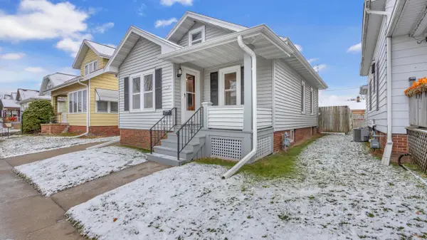 1415 Lenz COURT, Sheboygan, WI 53083