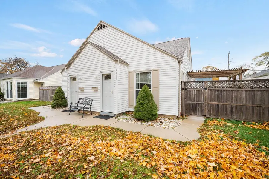 3316 S Quincy AVENUE #3318, Milwaukee, WI 53207 - Image #2