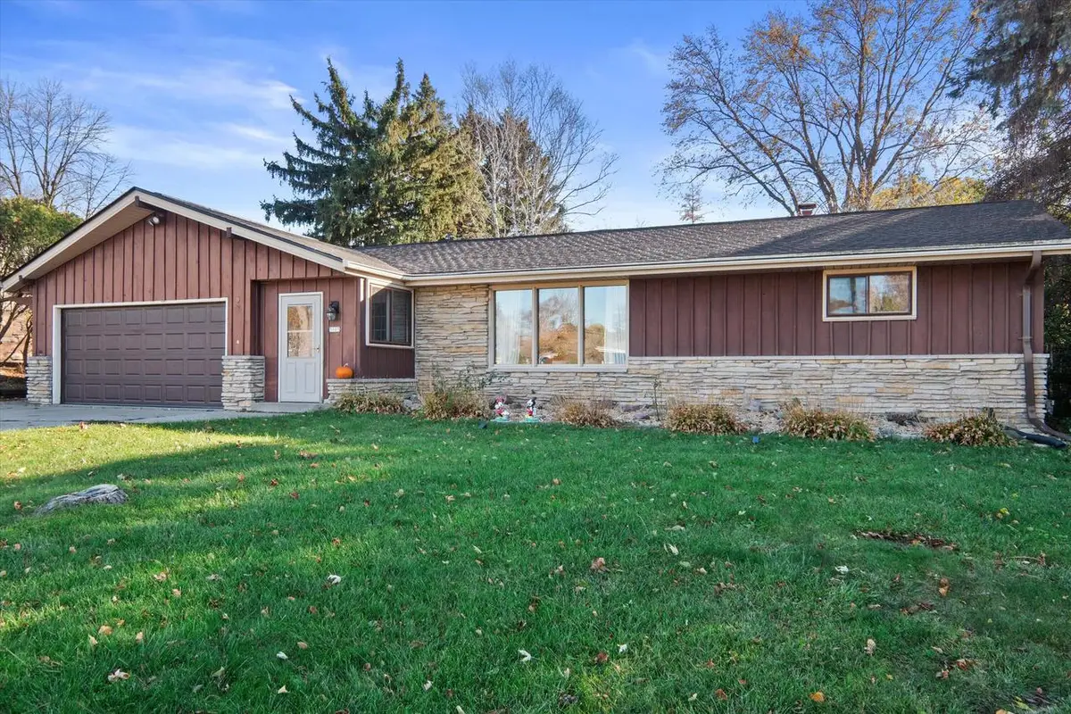 3105 W Valanna COURT, Glendale, WI 53209 - Image #1