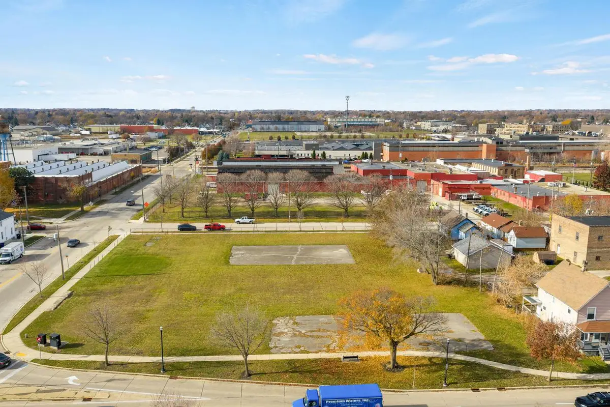 1206 DE KOVEN AVENUE, Racine, WI 53403 - Image #1