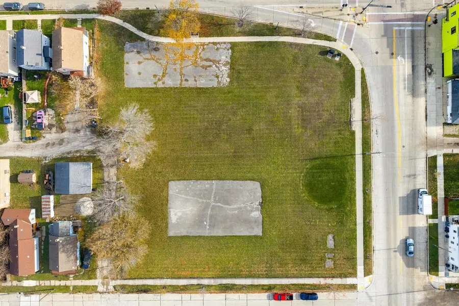 1206 DE KOVEN AVENUE, Racine, WI 53403 - Image #2