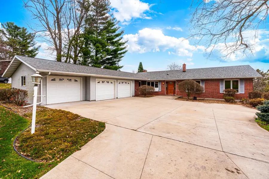 3045 W Old Highway 16, West Salem, WI 54669 - Image #2