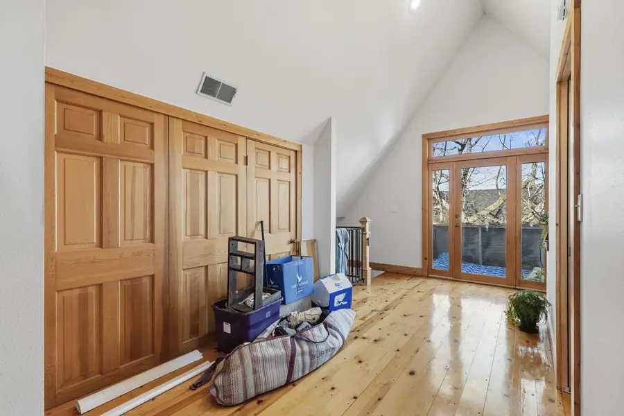 1138 E Hamilton STREET #1140-1140A, Milwaukee, WI 53202 - Image #2