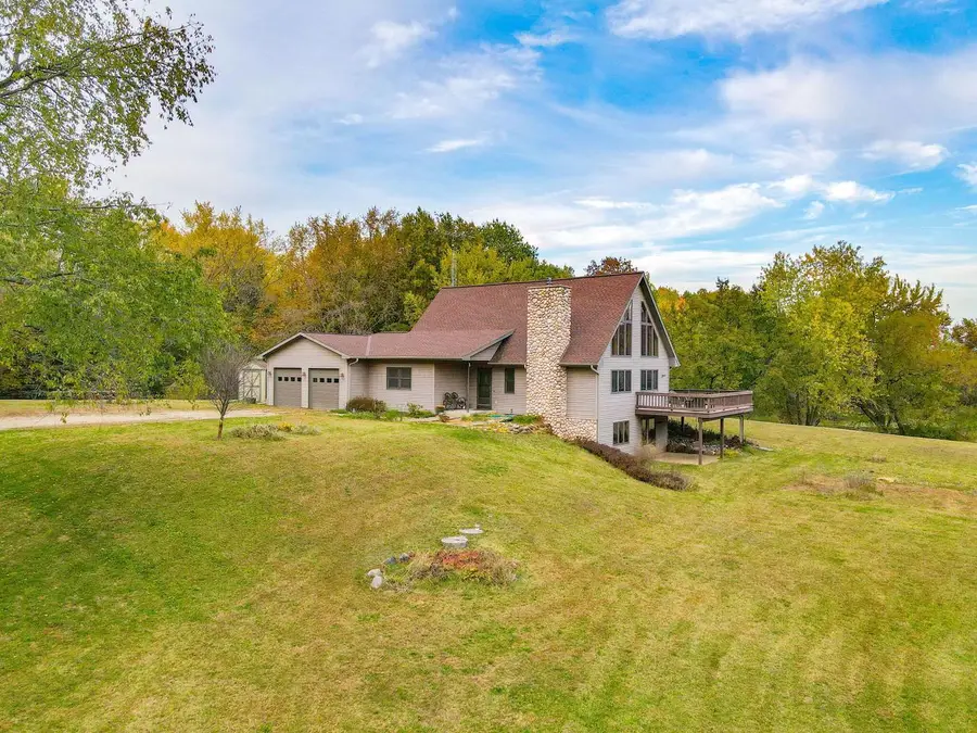 N5568 Johnson ROAD, Delavan, WI 53115 - Image #2