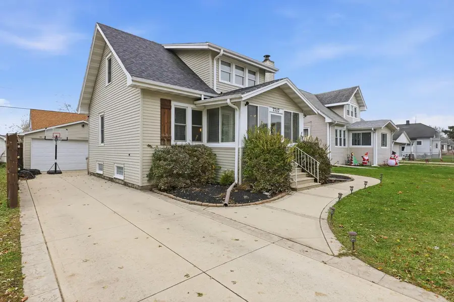7717 17th AVENUE, Kenosha, WI 53143 - Image #3