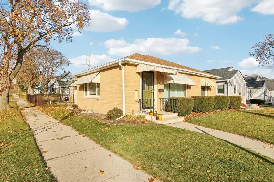 8734 W Becher STREET, West Allis, WI 53227 - Image #3