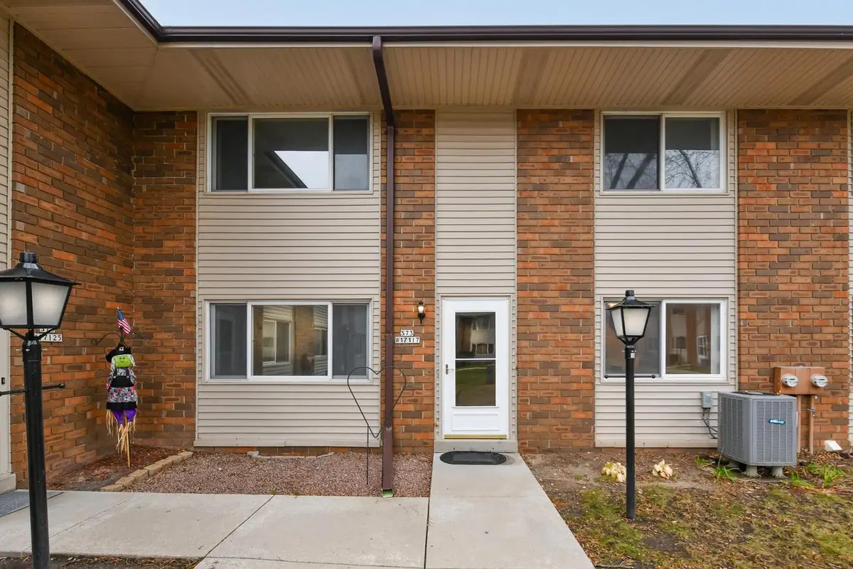 S73W17117 Briargate LANE, Muskego, WI 53150 - Image #1