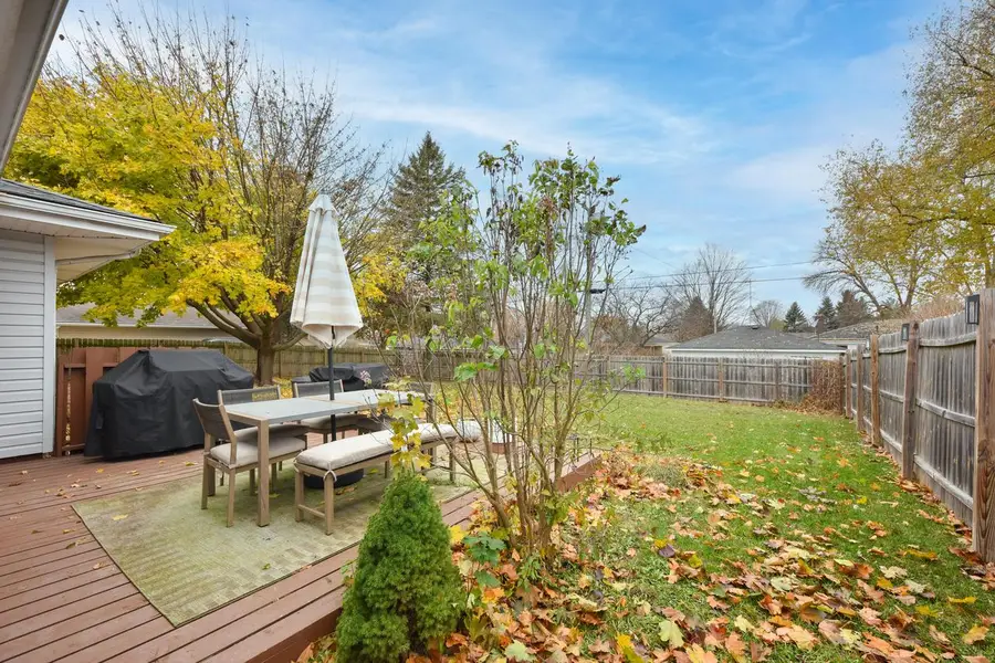 1566 Scott ROAD, Port Washington, WI 53074 - Image #2