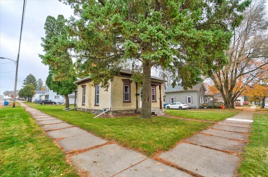 401 S Montgomery STREET, Watertown, WI 53094 - Image #3