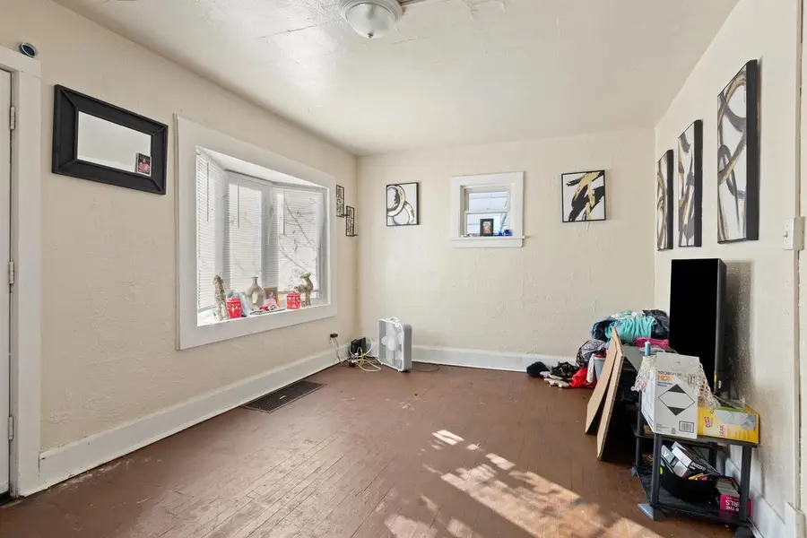 4200 W Bonny PLACE, Milwaukee, WI 53216 - Image #2