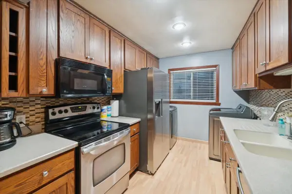 1663 S 100th STREET, West Allis, WI 53214