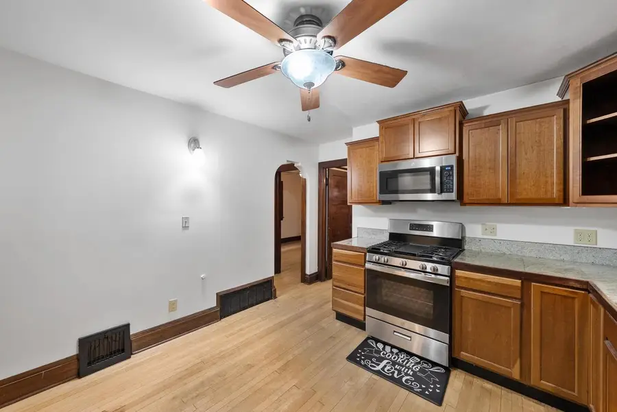 3121 N Dousman STREET, Milwaukee, WI 53212 - Image #3