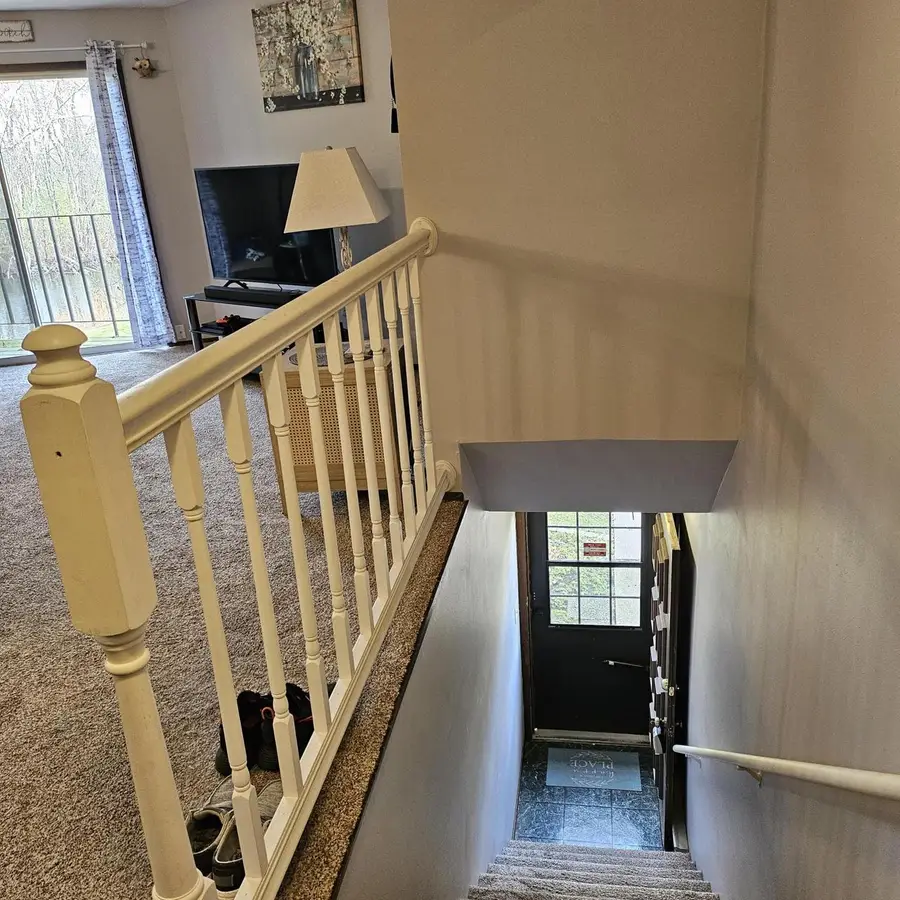 W170N11497 Armada DRIVE #16, Germantown, WI 53022 - Image #2