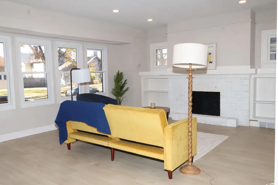 2360 N 48th STREET, Milwaukee, WI 53210 - Image #2