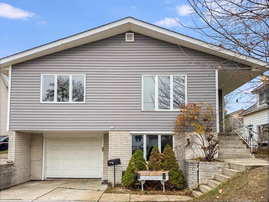 718 S 22nd STREET, Manitowoc, WI 54220 - Image #2