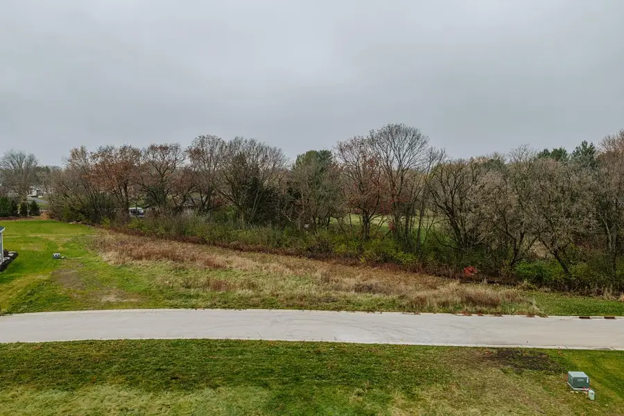 W275S3617 PAYNE STEWART COURT, Waukesha, WI 53189 - Image #3