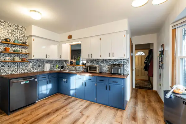 3845 N 100th STREET, Milwaukee, WI 53222