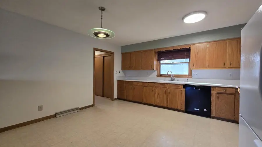 1713 12th AVENUE, Grafton, WI 53024 - Image #3