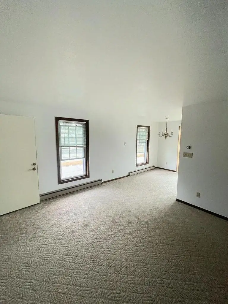 2602 Camelot BOULEVARD #C, Sheboygan, WI 53081 - Image #2