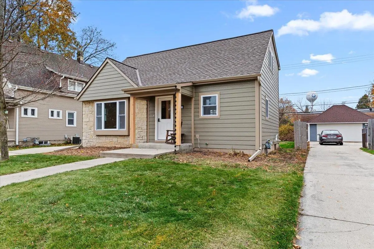 1021 13th AVENUE, Grafton, WI 53024 - Image #1