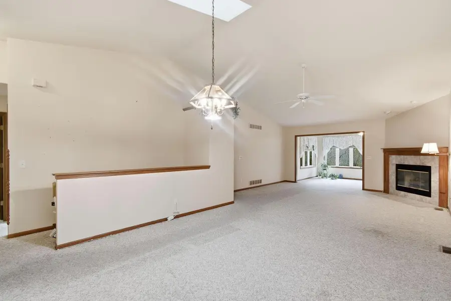 404 Monica AVENUE, Burlington, WI 53105 - Image #3