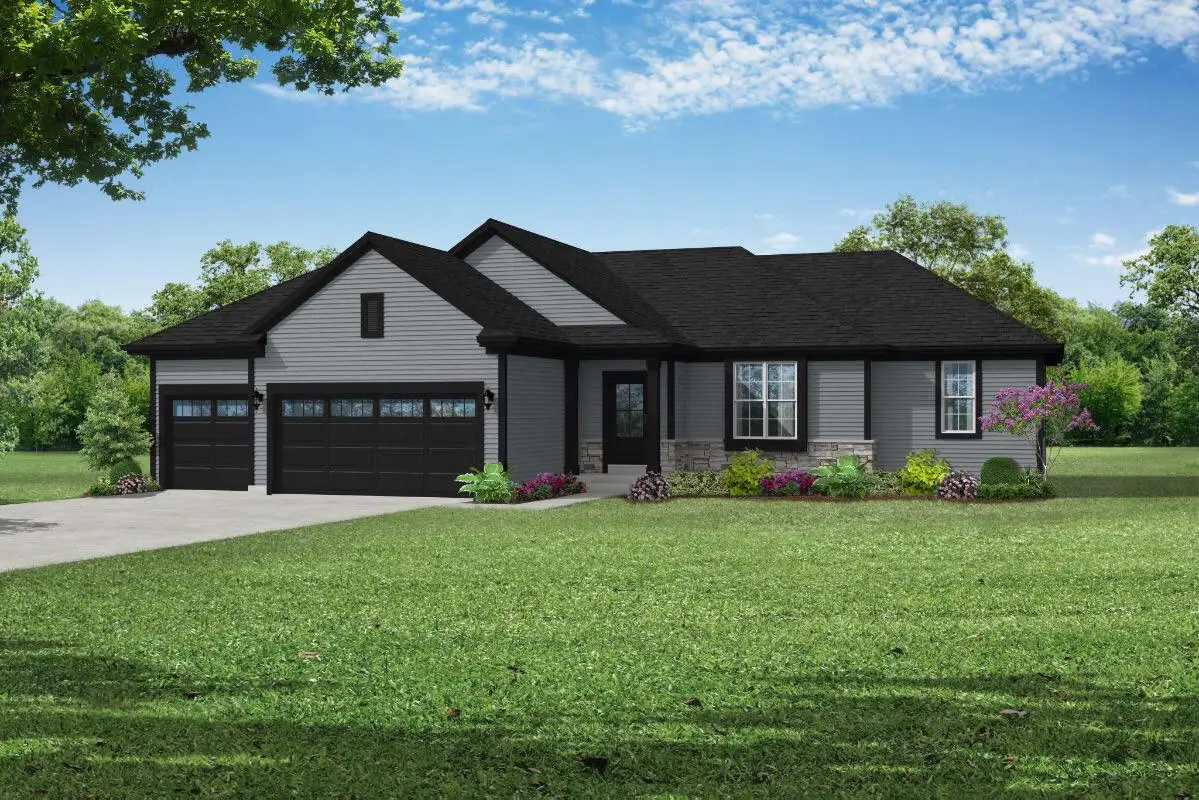 137 Twin Creeks Ct DRIVE, Dousman, WI 53118 - Image #1