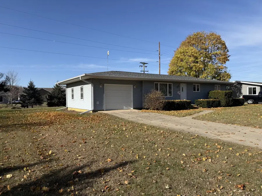 1732 Viking AVENUE, Holmen, WI 54636 - Image #2