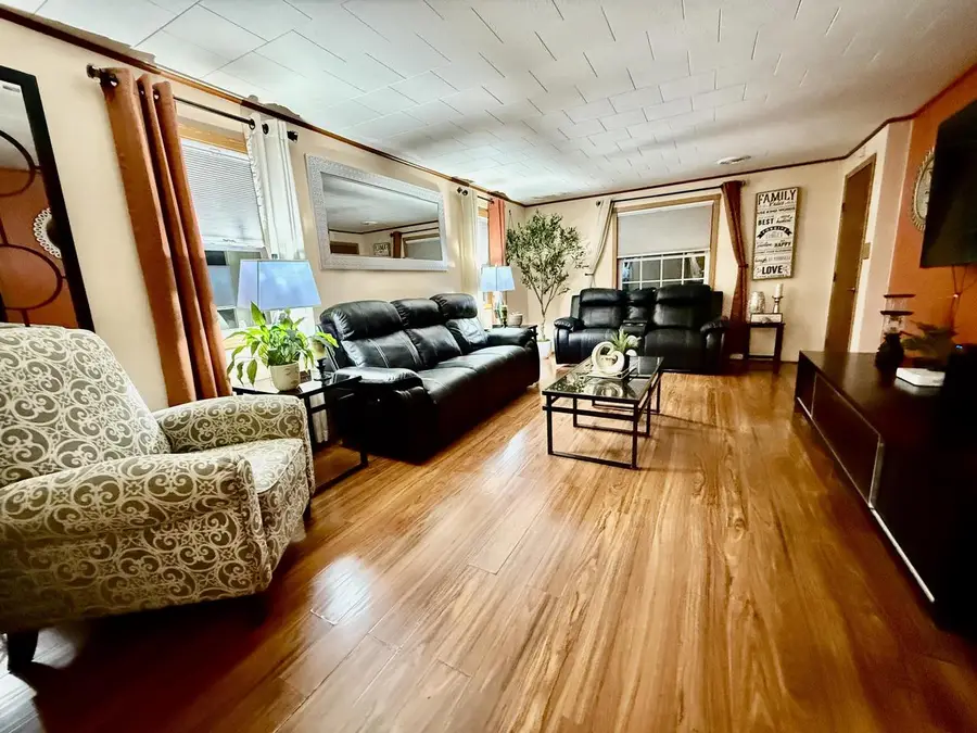 1524 Orchard STREET, Racine, WI 53405 - Image #2