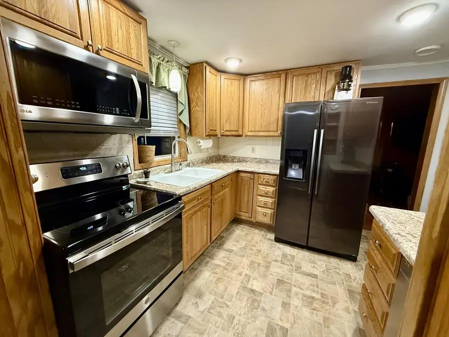 1524 Orchard STREET, Racine, WI 53405 - Image #3