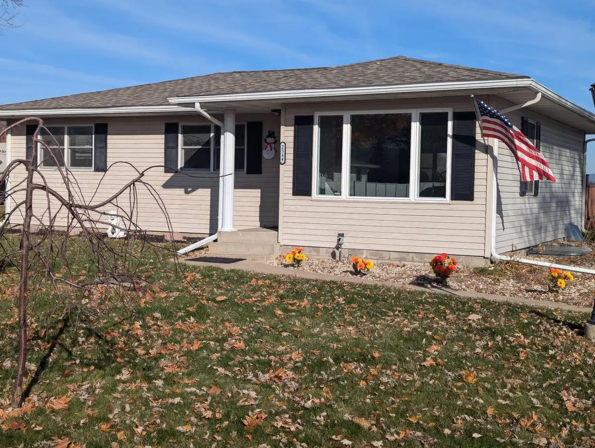 2544 Island Park ROAD, La Crosse, WI 54603 - Image #1