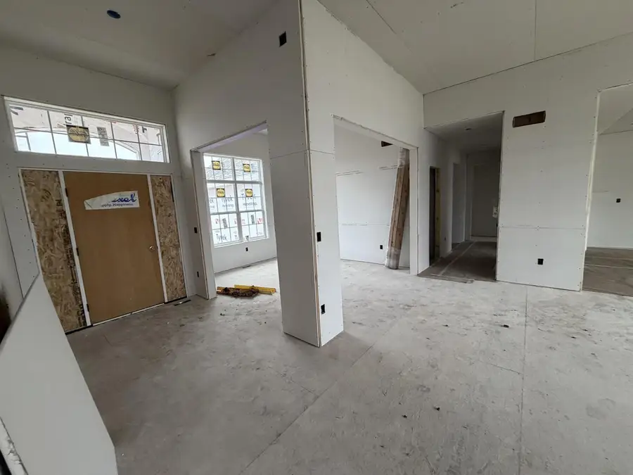 N56W20728 Carnoustie WAY #Lt84, Menomonee Falls, WI 53051 - Image #3